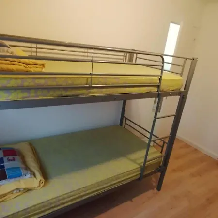 Hostel Tony House Bondy